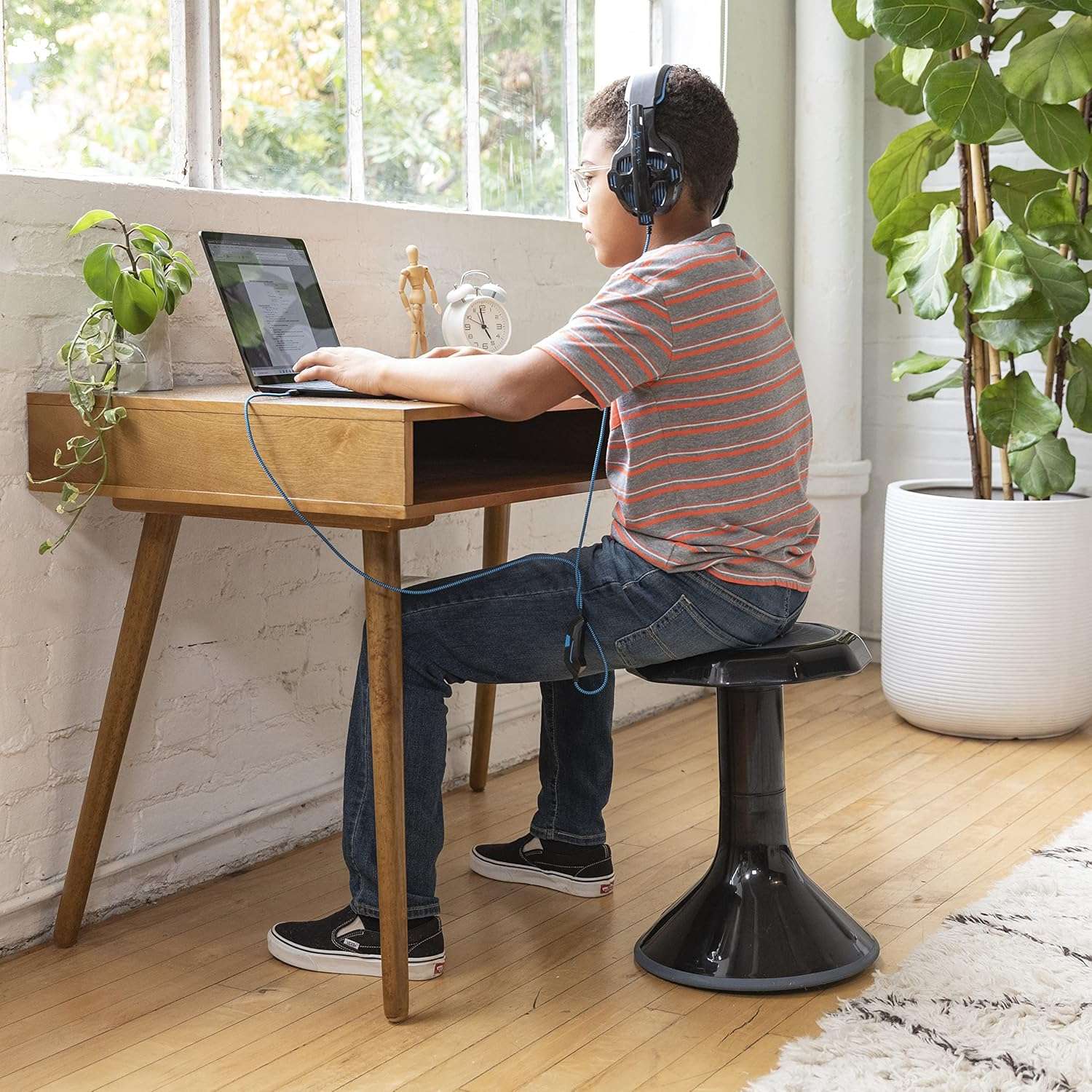 ECR4Kids ACE Active Core Engagement Wobble Stool, 18-Inch Seat Height, Flexible Seating, Black - 8